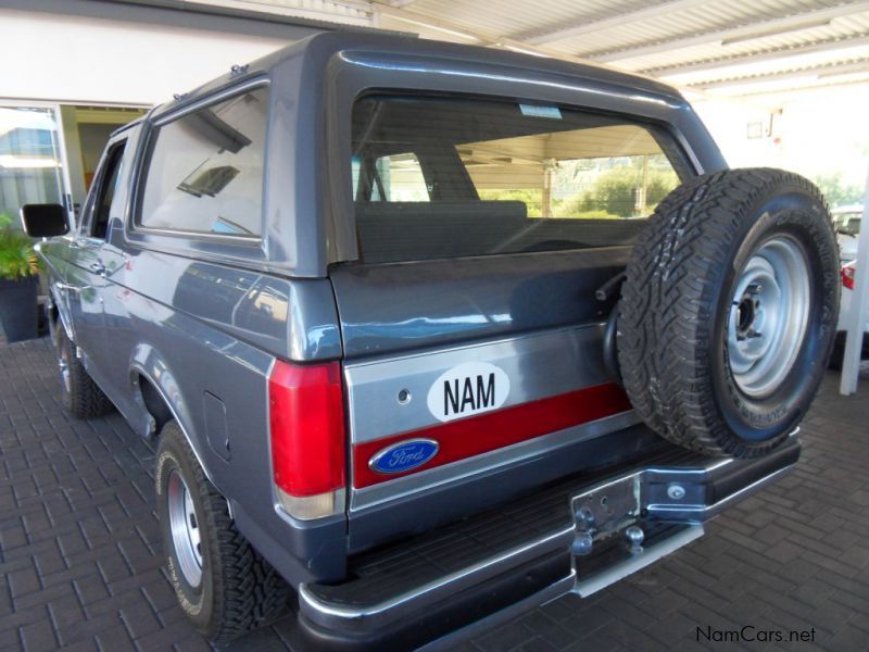 Ford Bronco V8 in Namibia