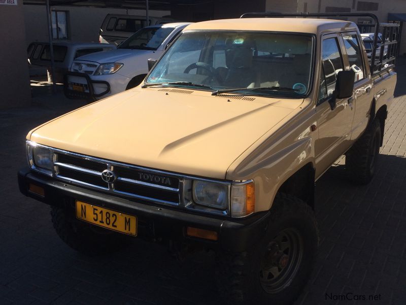 Toyota Hilux 2.8D D/Cab 4x4 in Namibia