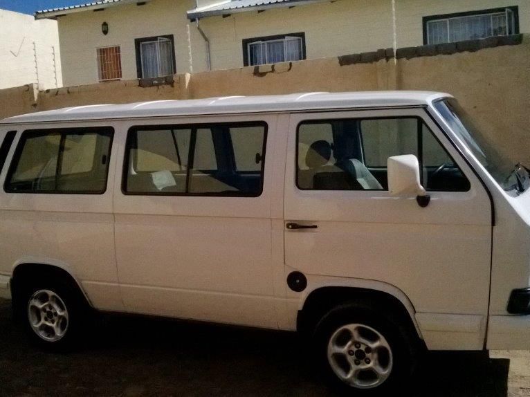 Volkswagen MICROBUS 2.6i P/S A/C in Namibia