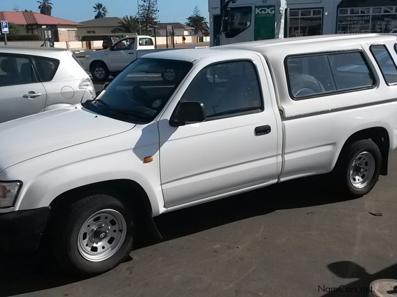Toyota HILUX 2.4 D LWB in Namibia