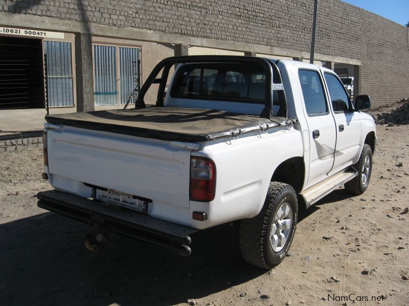 Toyota Hilux 2.7 D/C 4x4 in Namibia