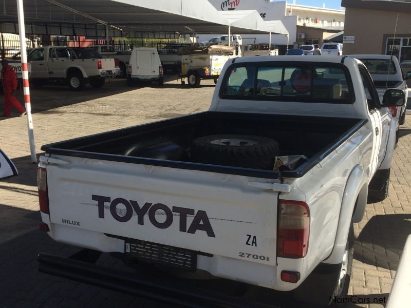 Toyota Hilux 2700i Legend 35 R/Body in Namibia