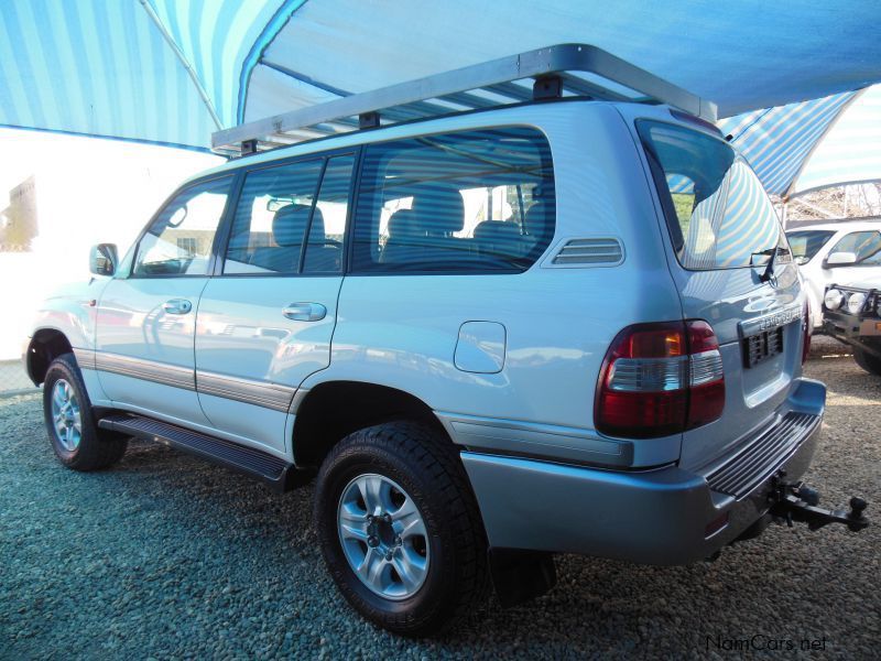 Toyota LAND CRUISER VX in Namibia