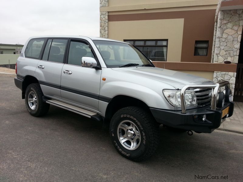 Toyota LANDCRUISER 4500 EFI in Namibia