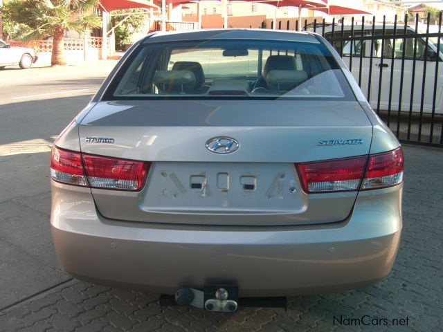 Hyundai Sonata 2.4i (A/T) in Namibia