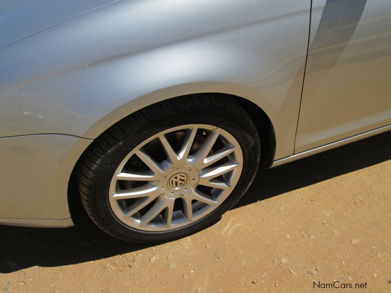 Volkswagen JETTA TURBO (FSI) 2.0 in Namibia