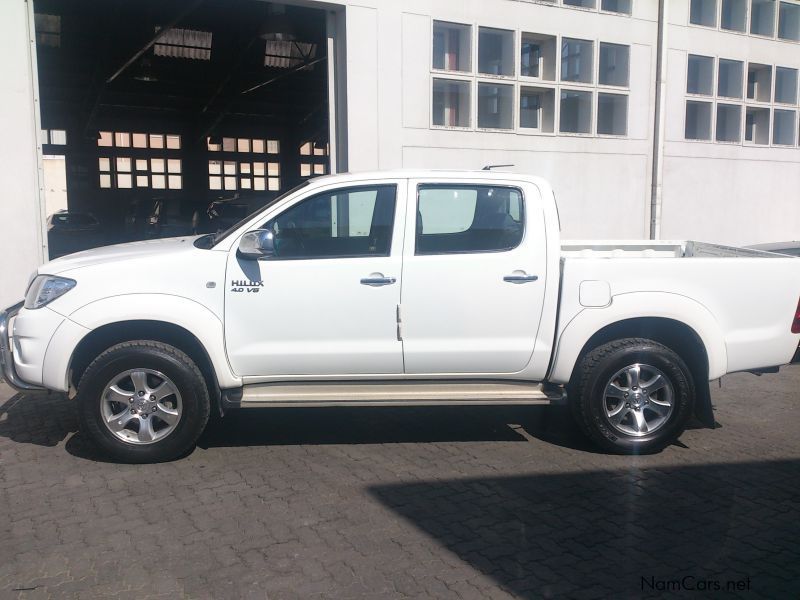Toyota HILUX 4.0 V6 D/C A/T RAIDER in Namibia