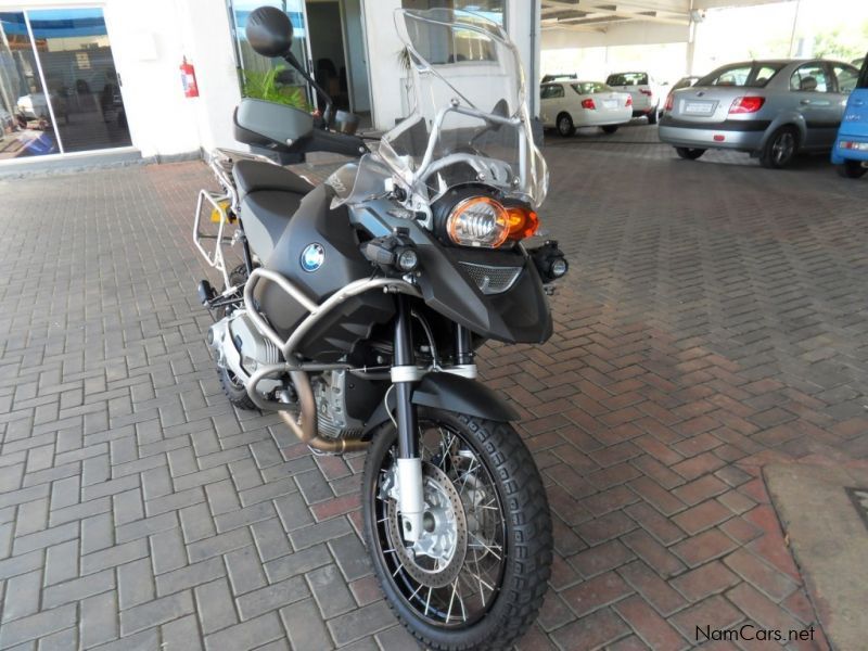 BMW 1200 GS in Namibia