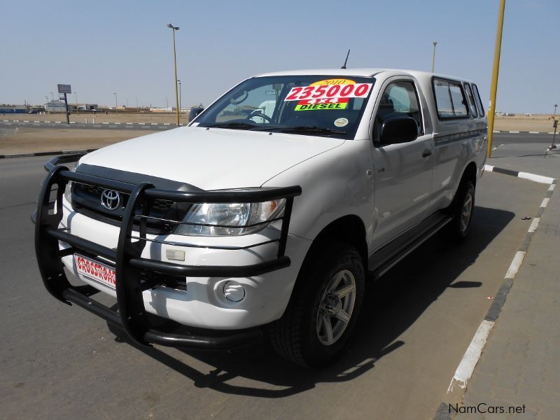 Toyota Hilux 2.5 D4D SRX 4X4 in Namibia
