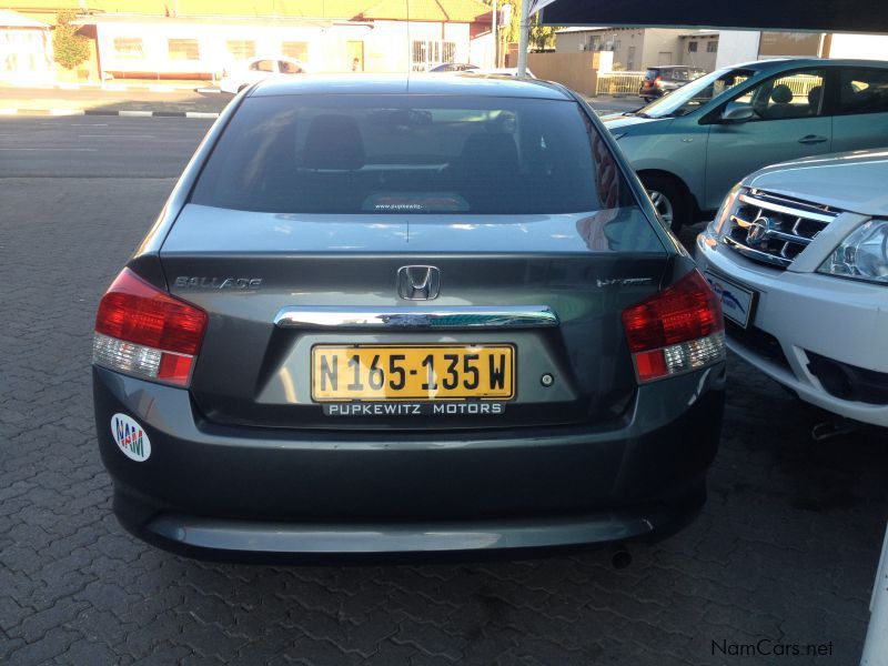 Honda ballade 1.5 comfort sedan in Namibia