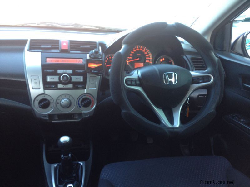 Honda ballade 1.5 comfort sedan in Namibia