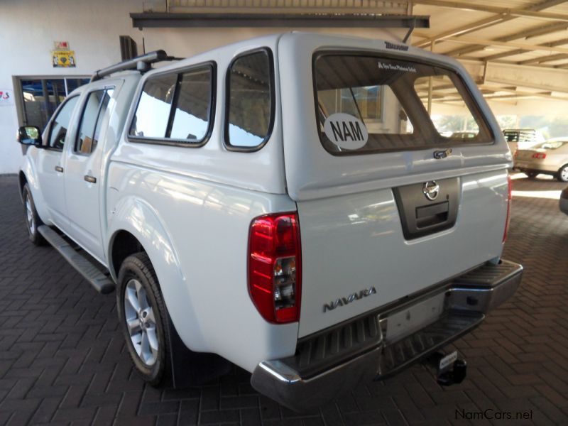 Nissan Navara 2.5 DCi D/C 4x4 (140 kw ) in Namibia