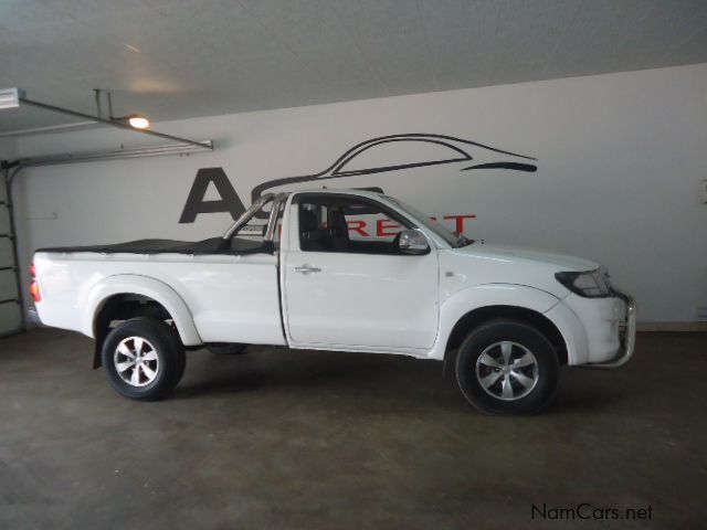 Toyota Hilux 2.5 D4D 4X4 S/C in Namibia