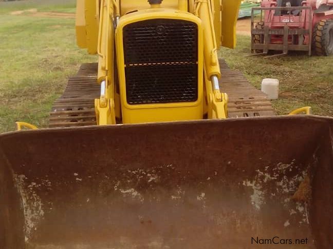 John Deere TRACK LOADER 555 in Namibia