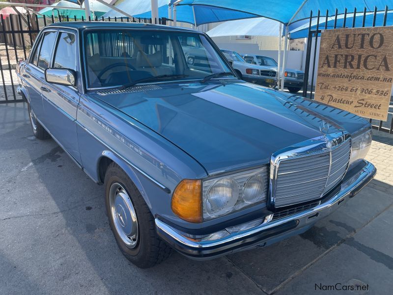 Mercedes-Benz Mercedes Benz 240D in Namibia