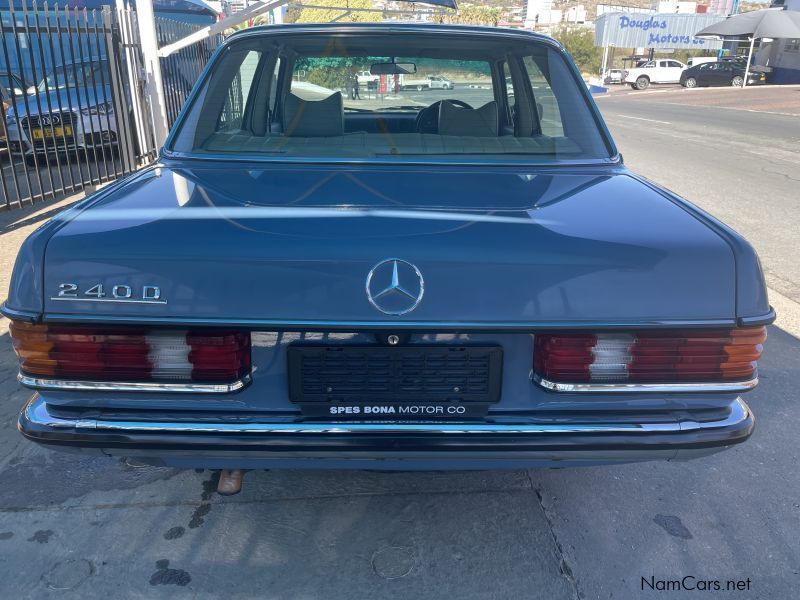 Mercedes-Benz Mercedes Benz 240D in Namibia