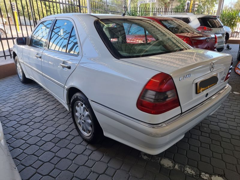 Mercedes-Benz C240 Elegance Estate A/T 2.4 V6 in Namibia