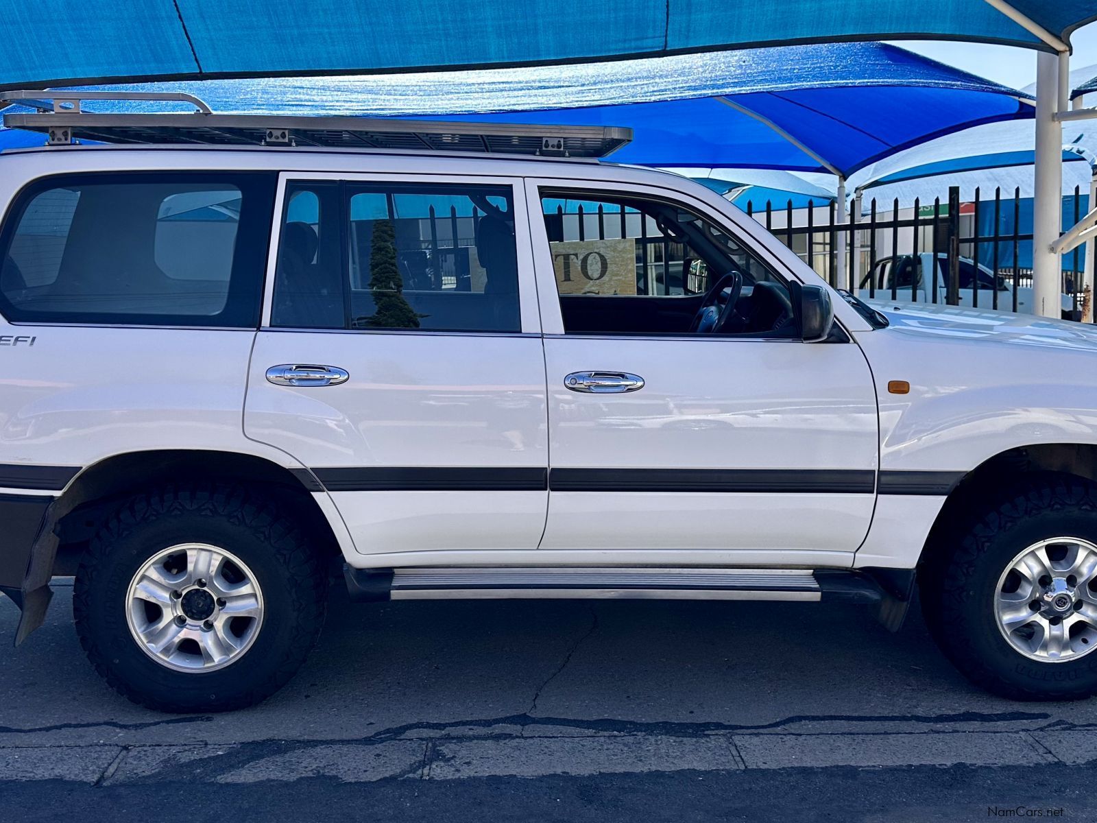 Toyota Landcruiser 4.5 EFi 105 GX in Namibia