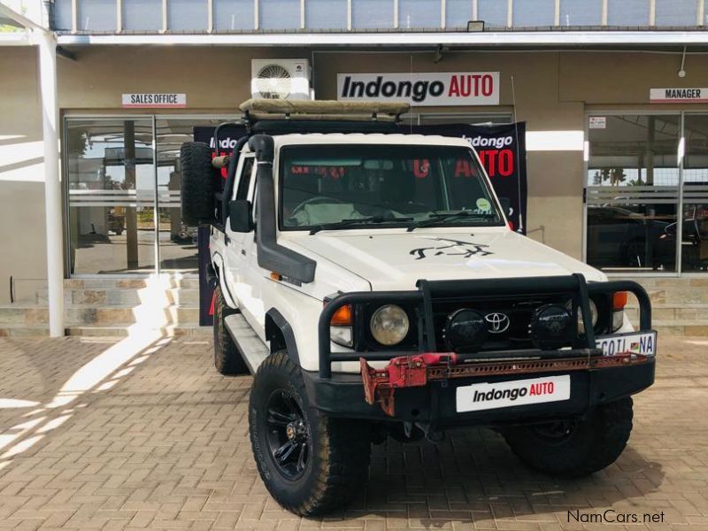 Toyota Land Cruiser 4.5 EFI in Namibia