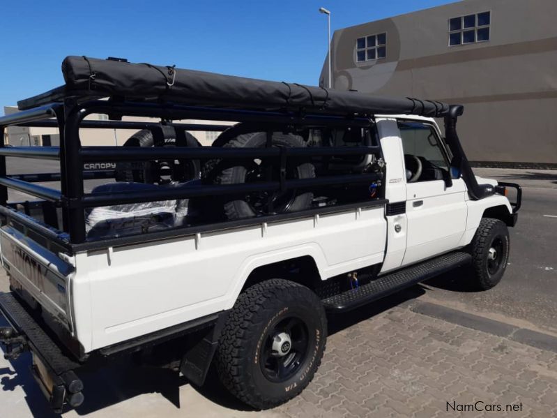 Toyota Land Cruiser 4.5 EFi in Namibia