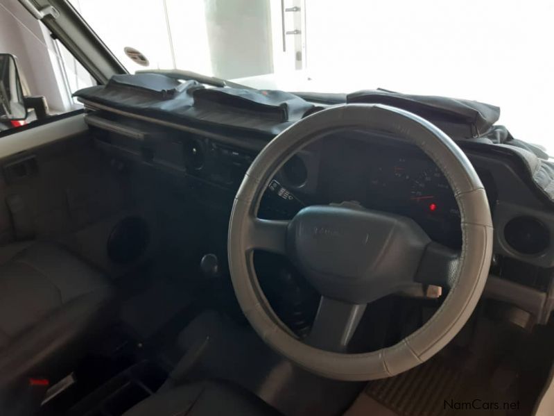 Toyota Land Cruiser 4.5 EFi in Namibia