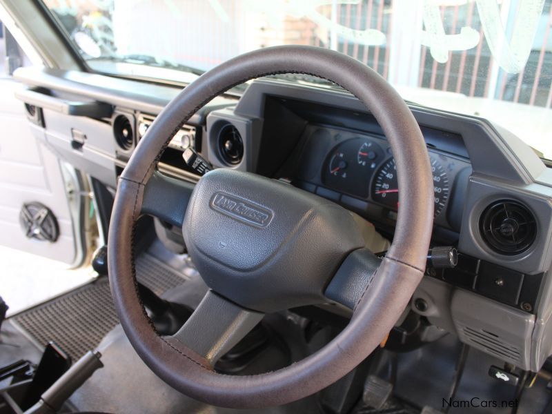 Toyota Cruiser 4.5 EFI in Namibia