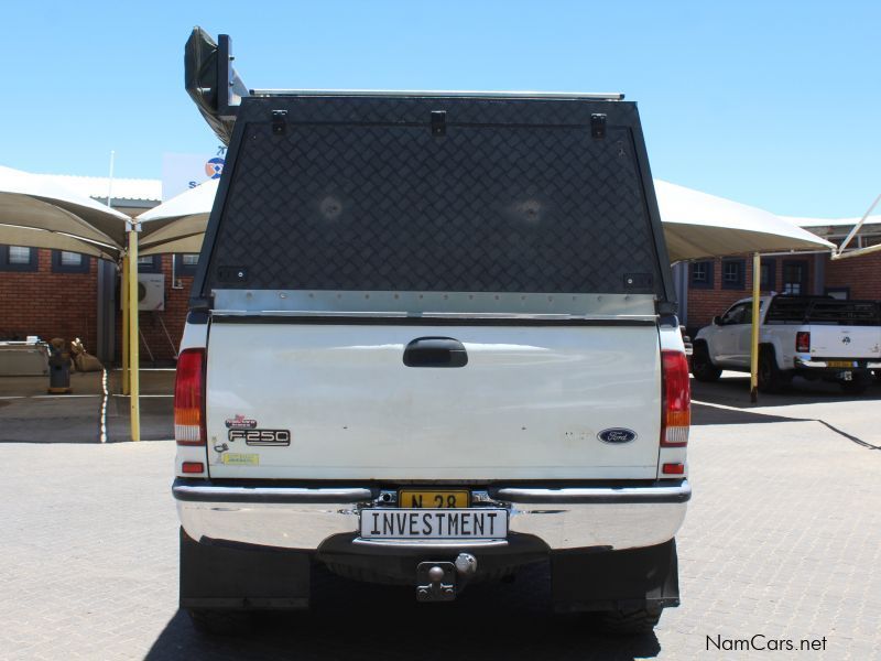 Ford F250 D/C 4X4 in Namibia