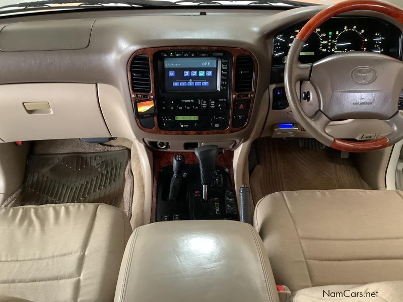 Toyota Landcruiser 100 V8 4.7l Petrol (Import) in Namibia