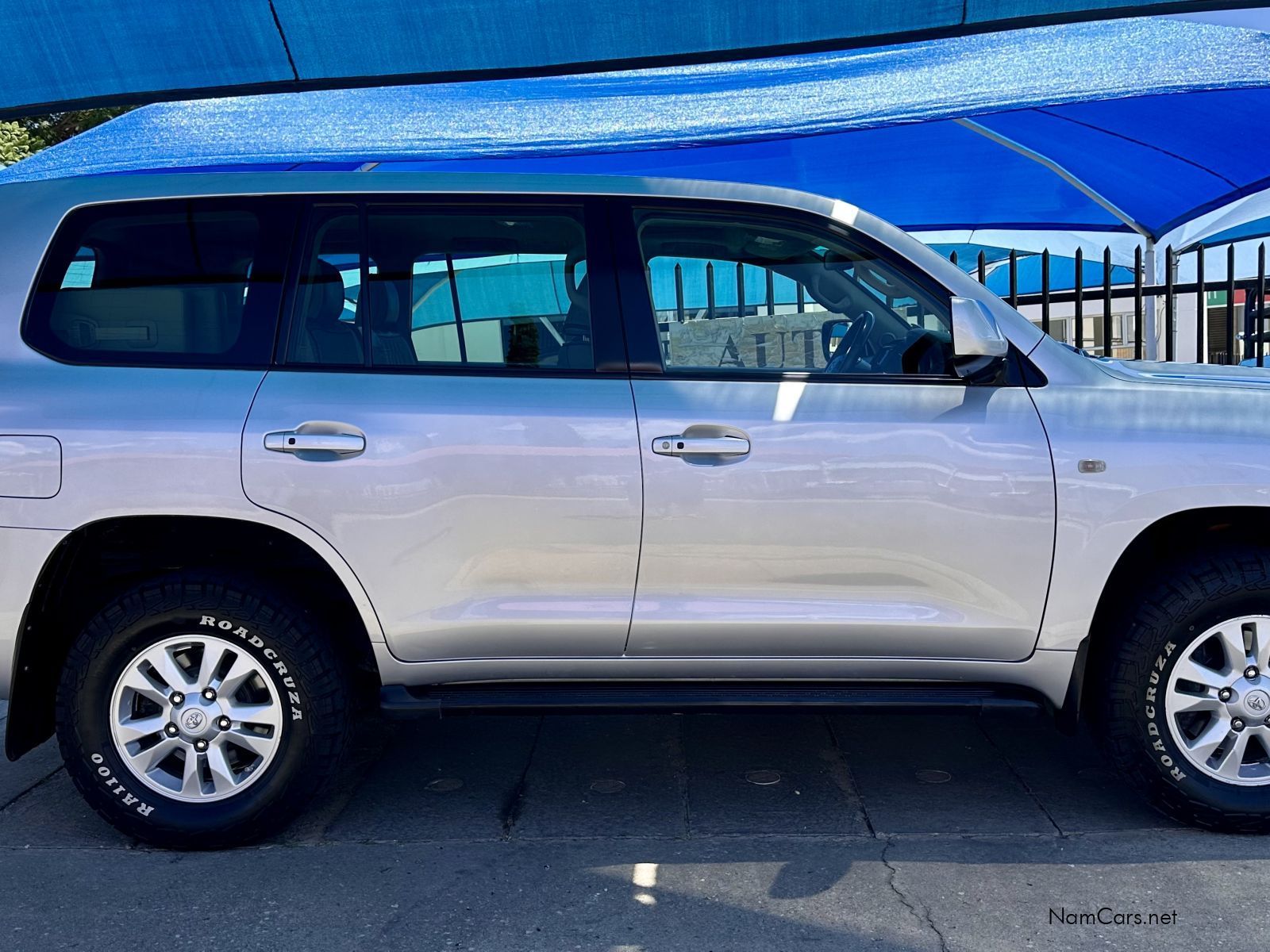 Toyota Landcruiser 200 4.5 V8 VX in Namibia