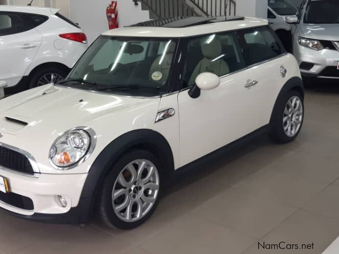 Mini Cooper S 1.6 Turbo in Namibia