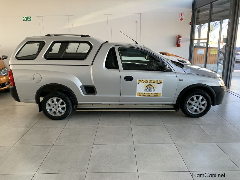 Opel CORSA S/CAB 1.4 in Namibia