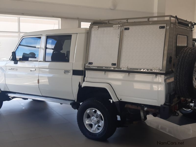 Toyota Land Cruiser 4.5 EFI 4x4 in Namibia
