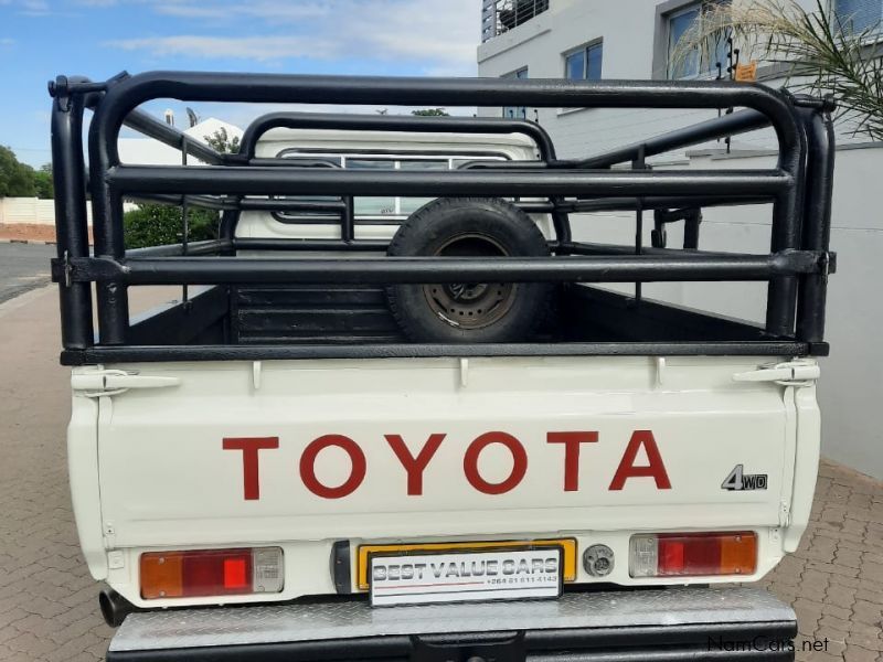 Toyota Land Cruiser 4.5 EFI Scab 4x4 in Namibia