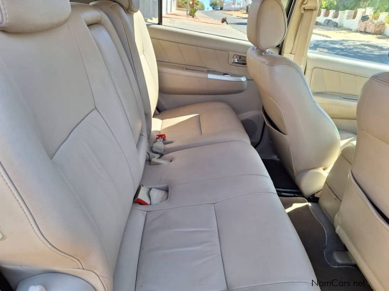 Toyota Fortuner 4L A/T V6 4x4 in Namibia
