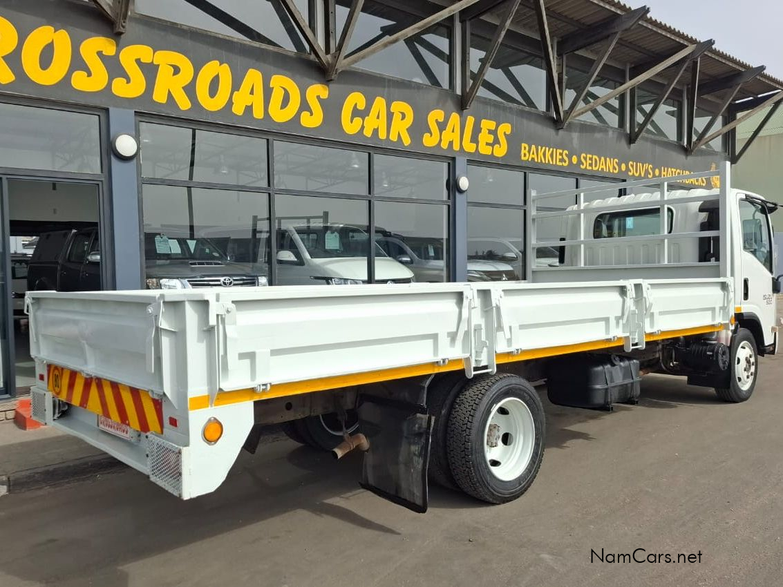 Isuzu NQR 500 DROPSIDE in Namibia