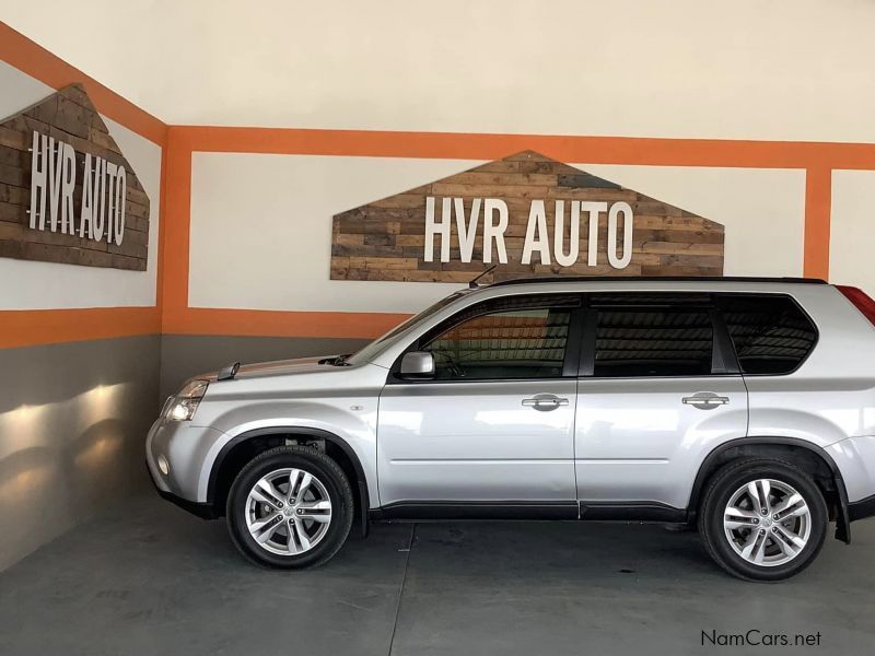 Nissan X-Trail 2.l Petrol 4x4 Automatic in Namibia