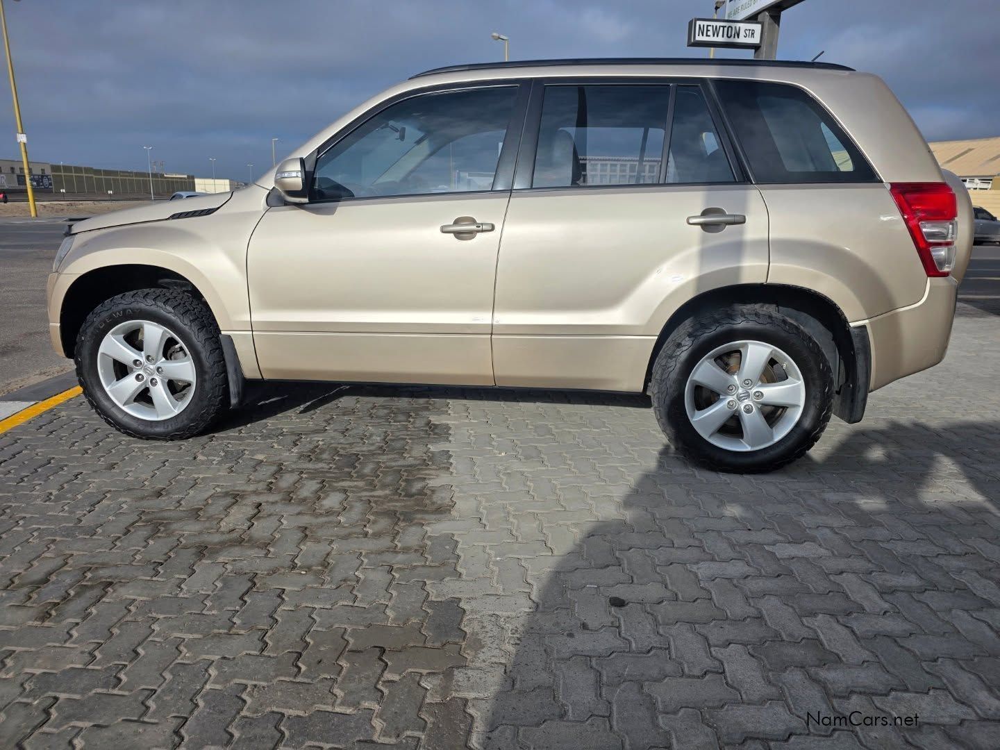 Suzuki GRAND VITARA 2.4 A/T 4X4 //NO DEPOSIT// in Namibia