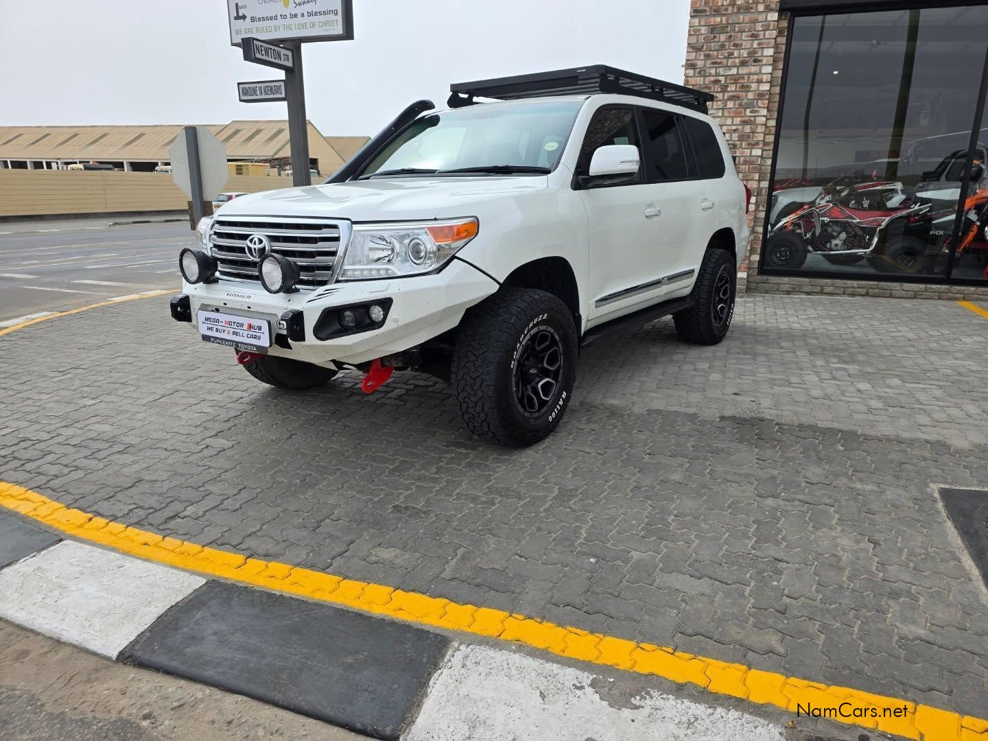 Toyota LAND CRUISER 200 VX V8 4.6 A/T 4X4 //FINANCE AVAILABLE// in Namibia