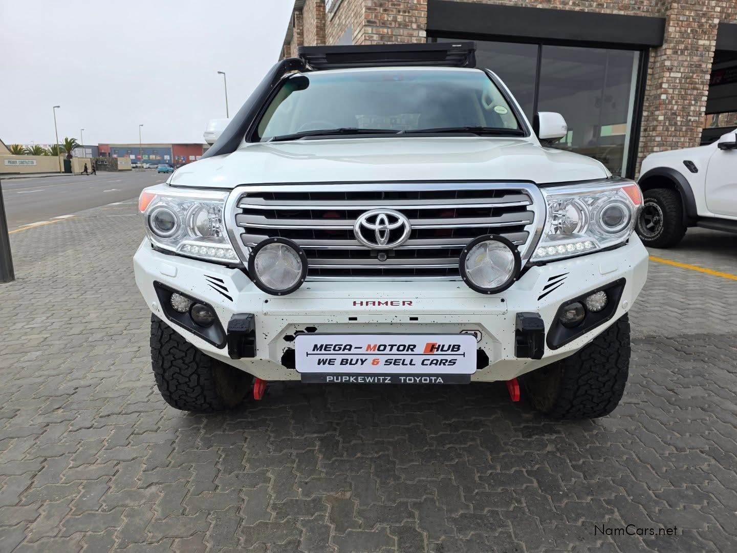 Toyota LAND CRUISER 200 VX V8 4.6 A/T 4X4 //FINANCE AVAILABLE// in Namibia