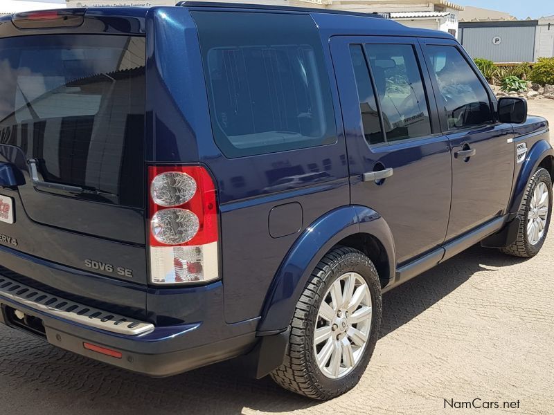 Land Rover Discovery 4   3.0TD  SDV6 SE in Namibia