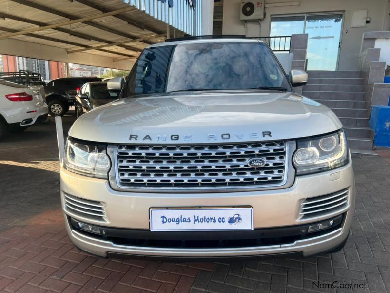 Land Rover Range Rover 5.0 V8 in Namibia