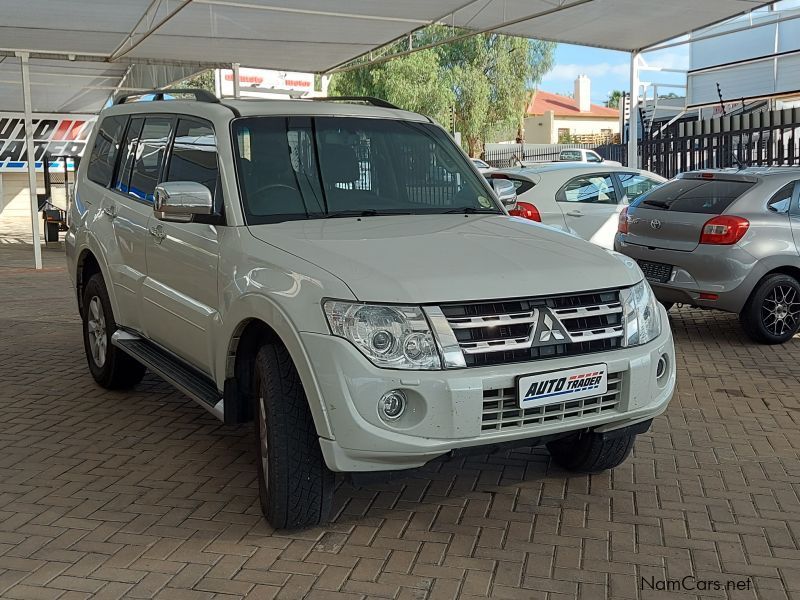 Mitsubishi Pajero GLS in Namibia