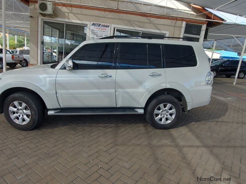 Mitsubishi Pajero GLS in Namibia