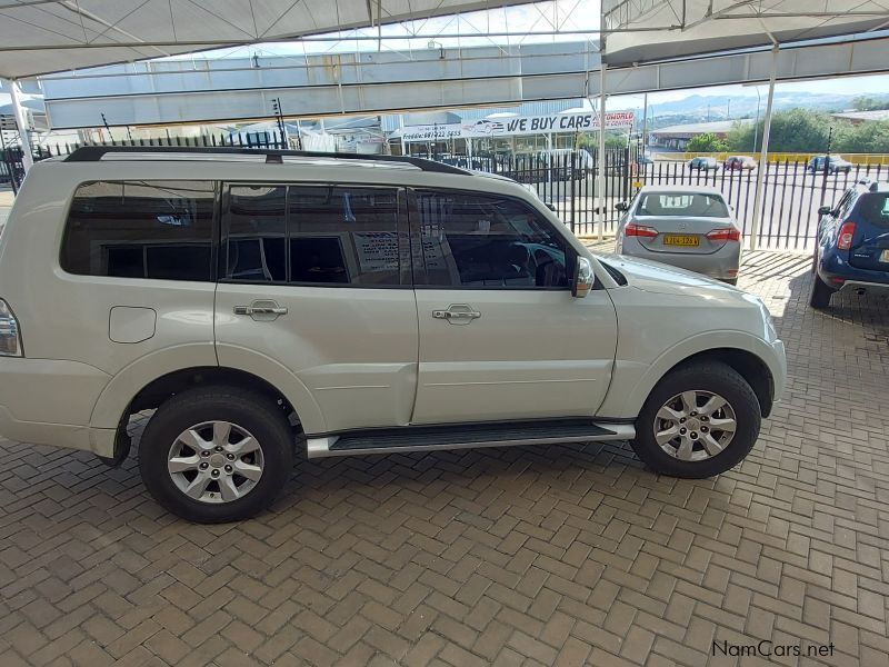 Mitsubishi Pajero GLS in Namibia