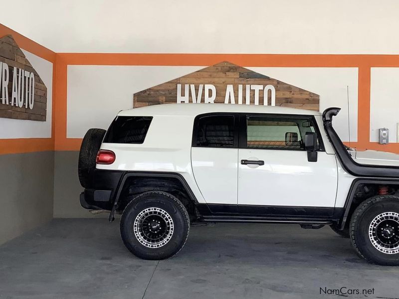 Toyota FJ Cruiser 4.0 V6 in Namibia