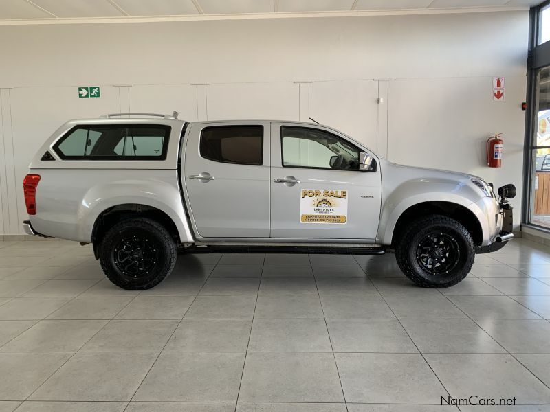 Isuzu KB 300 LX 4X4 in Namibia