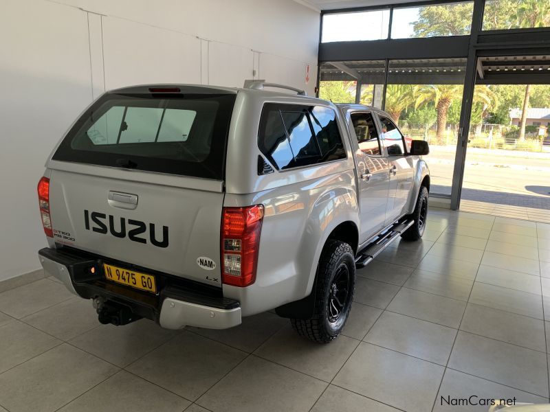 Isuzu KB 300 LX 4X4 in Namibia