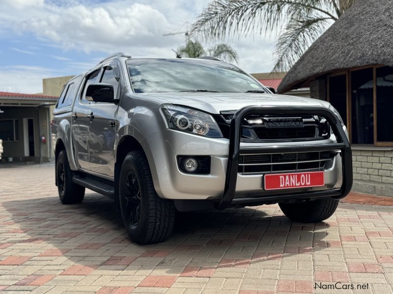 Isuzu KB300 D-TEQ D/C LX in Namibia