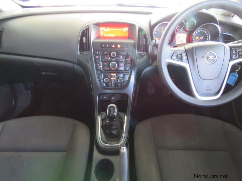Opel ASTRA 1.6 ( DEPOSIT ASSISTANCE ) in Namibia