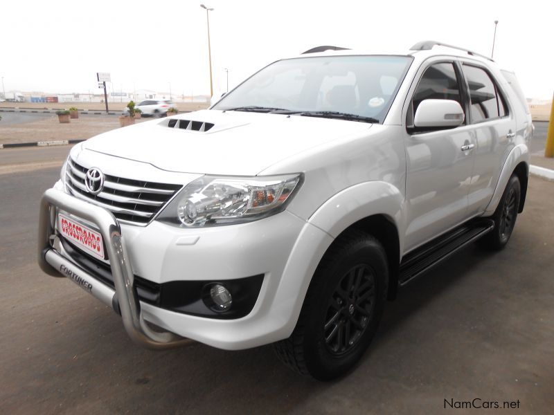 Toyota FORTUNER 3.0 D4D R/B in Namibia